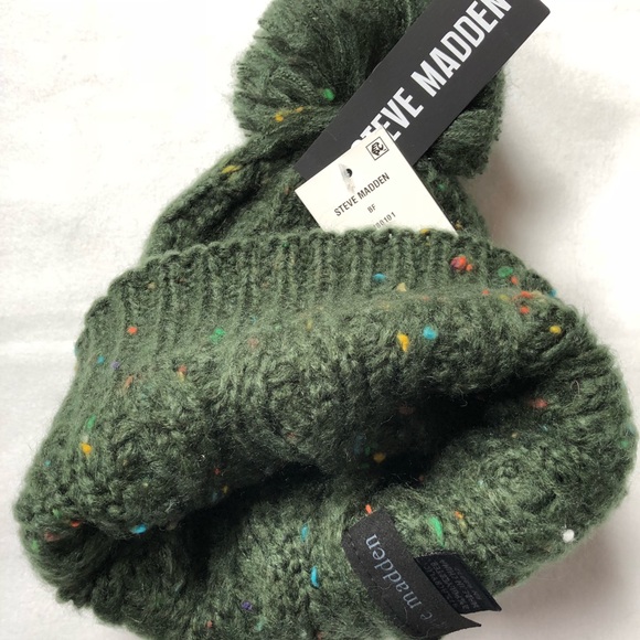 NWT STEVE MADDEN speckled beanie HAT  with PomPom. Green with multicolored specs - Picture 3 of 4